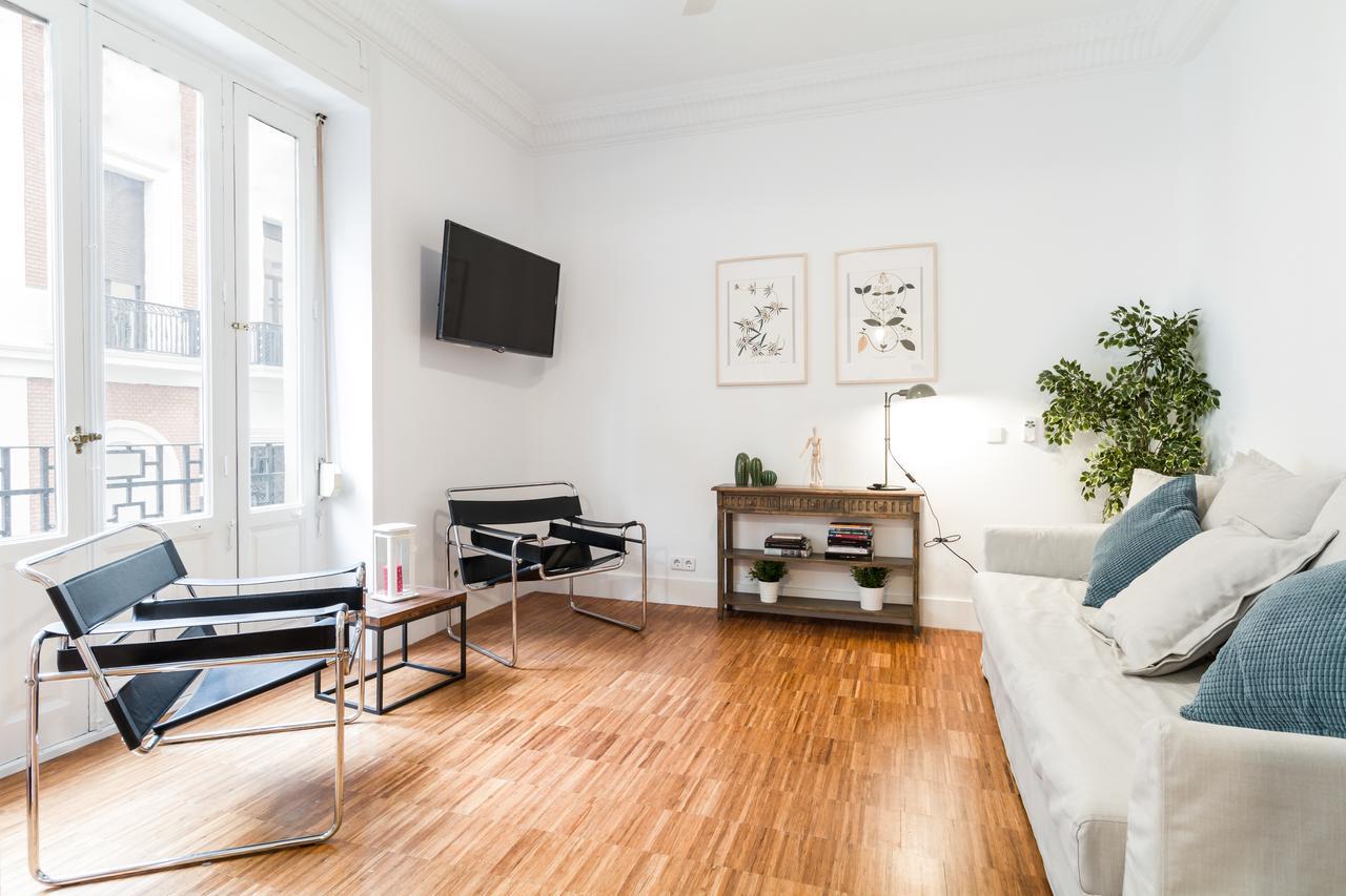Pyr Select La Libertad II Apartment Мадрид Екстериор снимка
