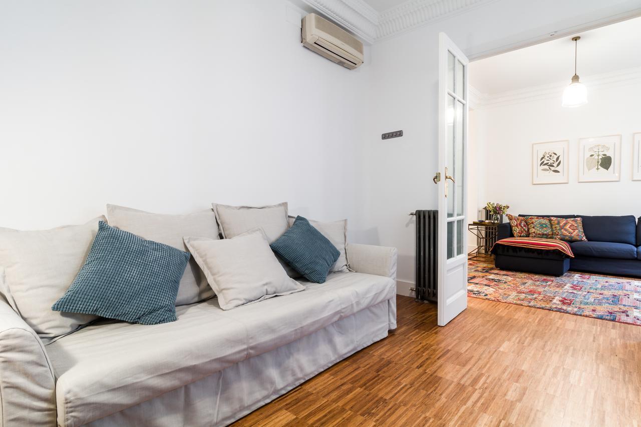 Pyr Select La Libertad II Apartment Мадрид Екстериор снимка